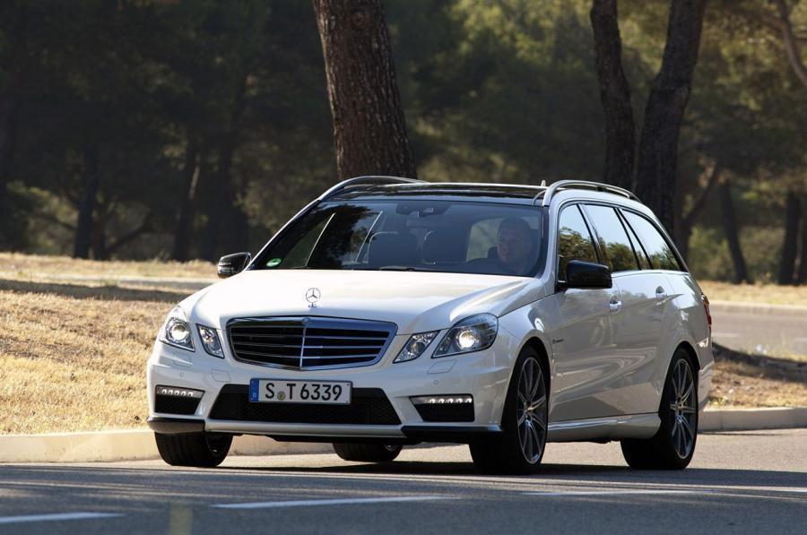  Mercedes-Benz E63 AMG Wagon 2012 года  (фото 34 из 43)